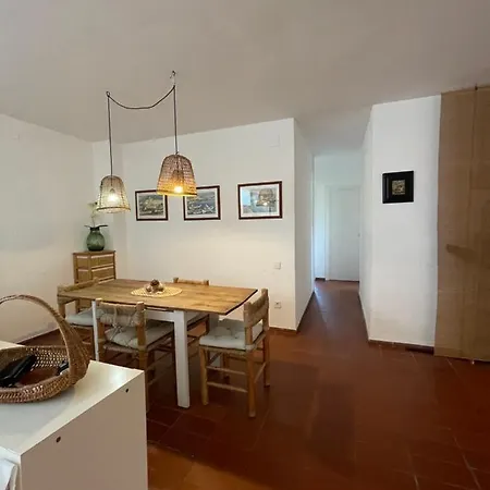 En Cala Privada * Girona